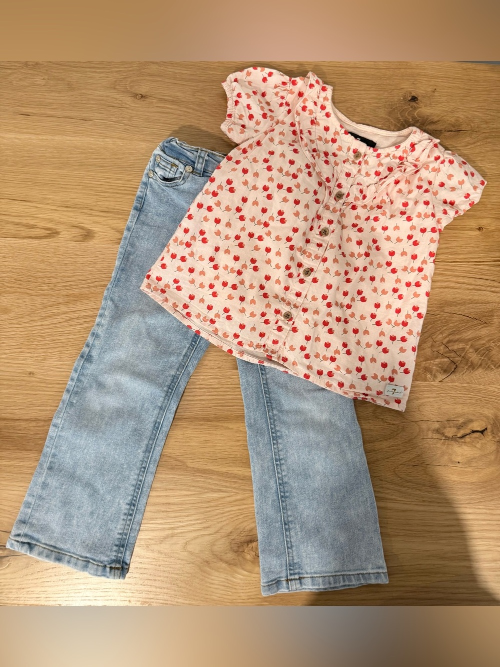 7 For All Mankind Pink Lined Top w/Red Floral Print and Flared Jeans-4T
